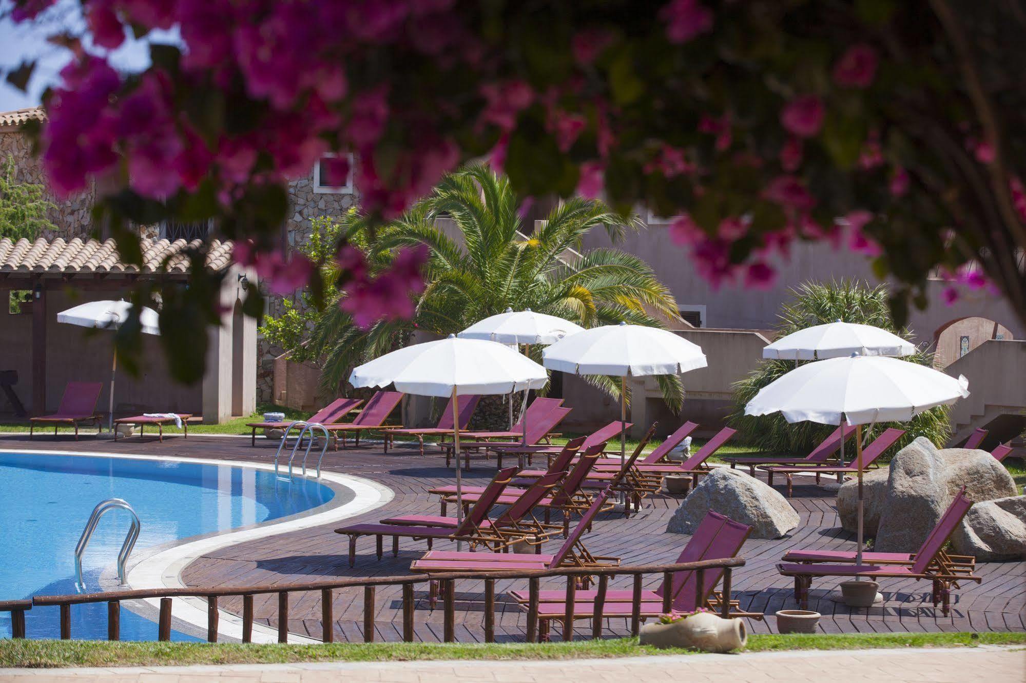 S'Incantu Resort Villasimius Exterior photo